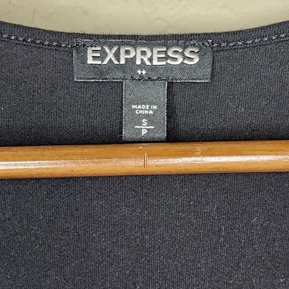 Express Black Sequin Shell Tank Sleeveless Shirt Women's Size Small - Picture 3 of 4